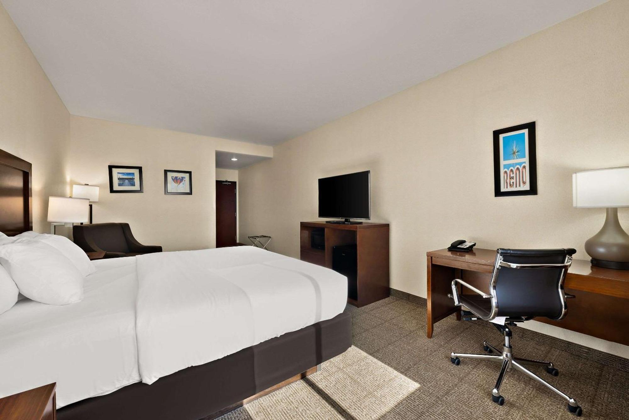 Comfort Inn & Suites Airport Convention Center Ріно Екстер'єр фото