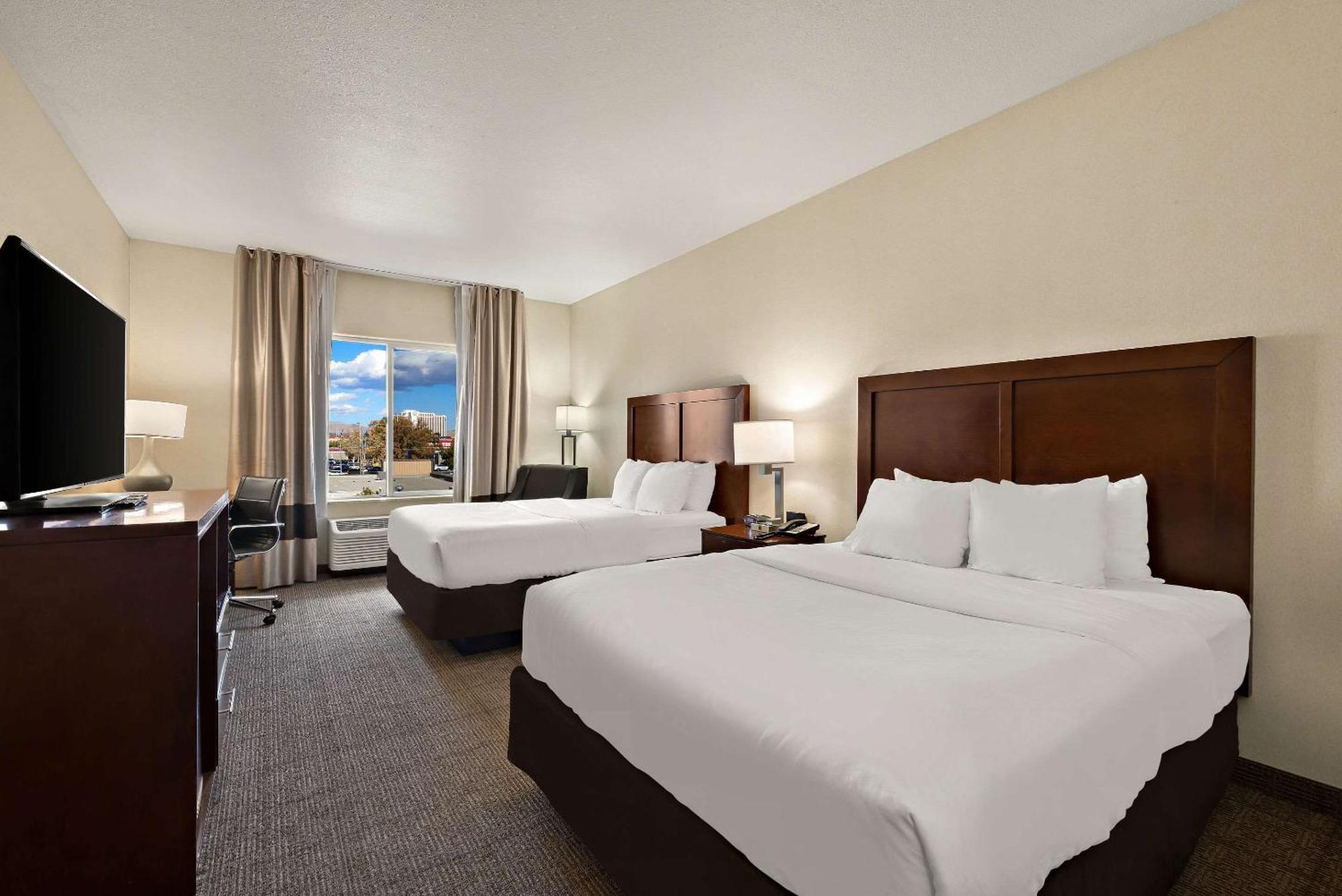 Comfort Inn & Suites Airport Convention Center Ріно Екстер'єр фото