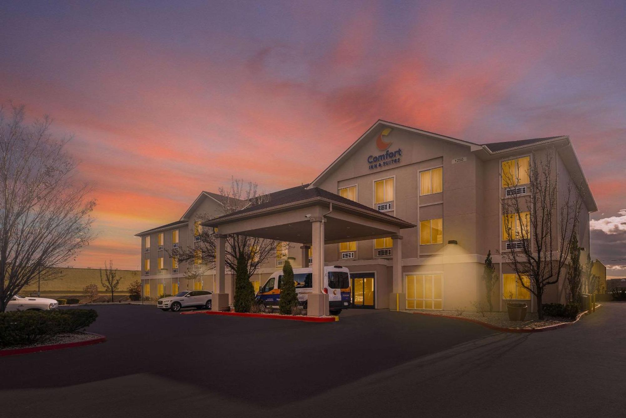 Comfort Inn & Suites Airport Convention Center Ріно Екстер'єр фото